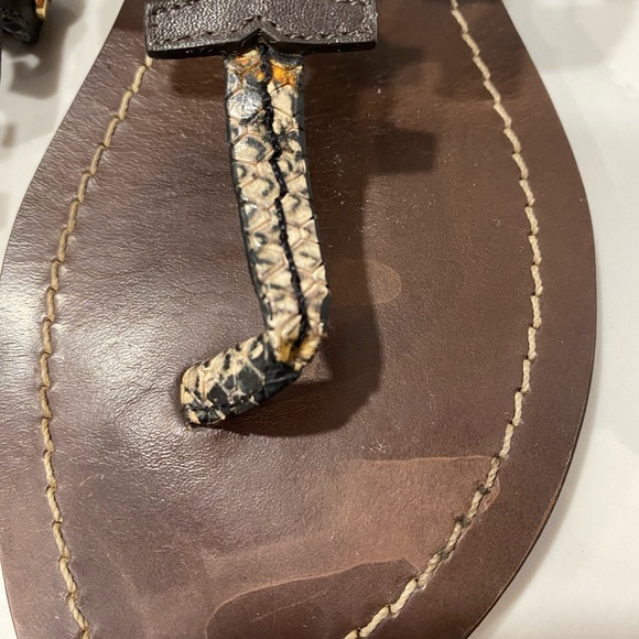 Tory Burch Chandler Thong Sandals Snakeskin Logo Size 8 - Picture 9 of 9